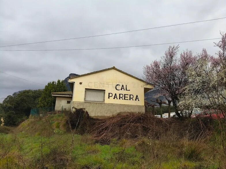 Local commercial dans L'Espunyola, Barcelona à vendre - Photo de l’immeuble – Image 2 sur 19