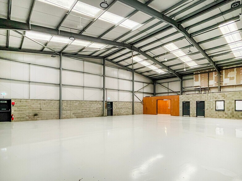 5B Blacknest Rd, Alton à vendre - Photo de l’immeuble – Image 3 sur 11