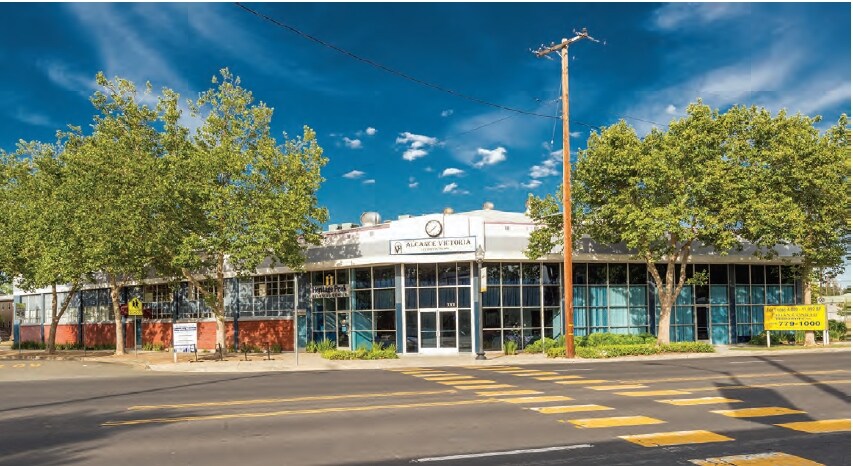 3301-3307 Broadway, Sacramento, CA à louer - Photo de l’immeuble – Image 3 sur 8