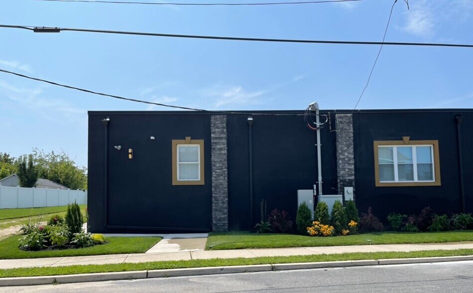 634 N Main St, Pleasantville, NJ à louer - Photo de l’immeuble – Image 1 sur 8