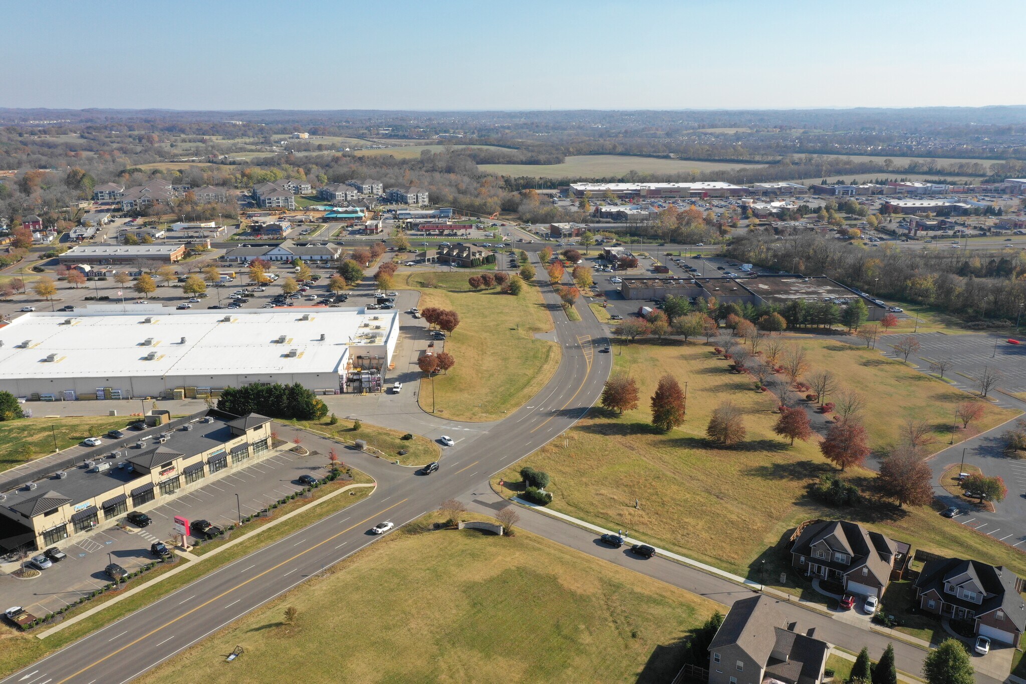 0 Stephen P Yokich Parkway, Spring Hill, TN à louer Photo principale– Image 1 sur 5