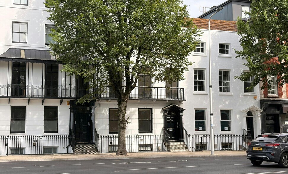11 Old Steine, Brighton à louer - Photo de l’immeuble – Image 2 sur 2