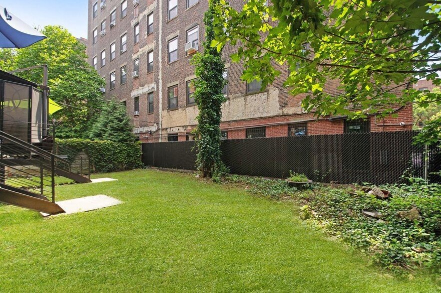 360-362 Lafayette Avenue portefeuille de 2 biens à vendre sur LoopNet.fr - Photo de l’immeuble – Image 3 sur 21