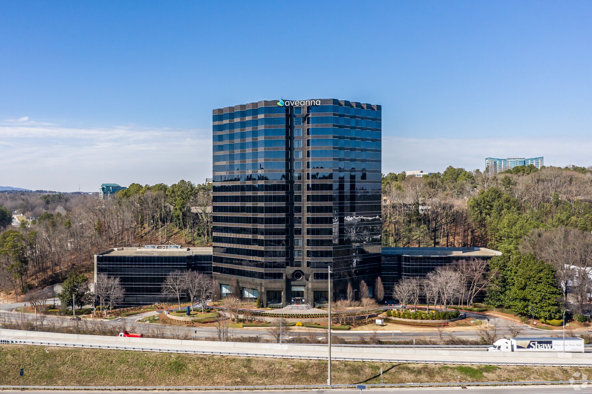400 Interstate N Pky SE, Atlanta, GA à louer Photo de l’immeuble– Image 1 sur 8