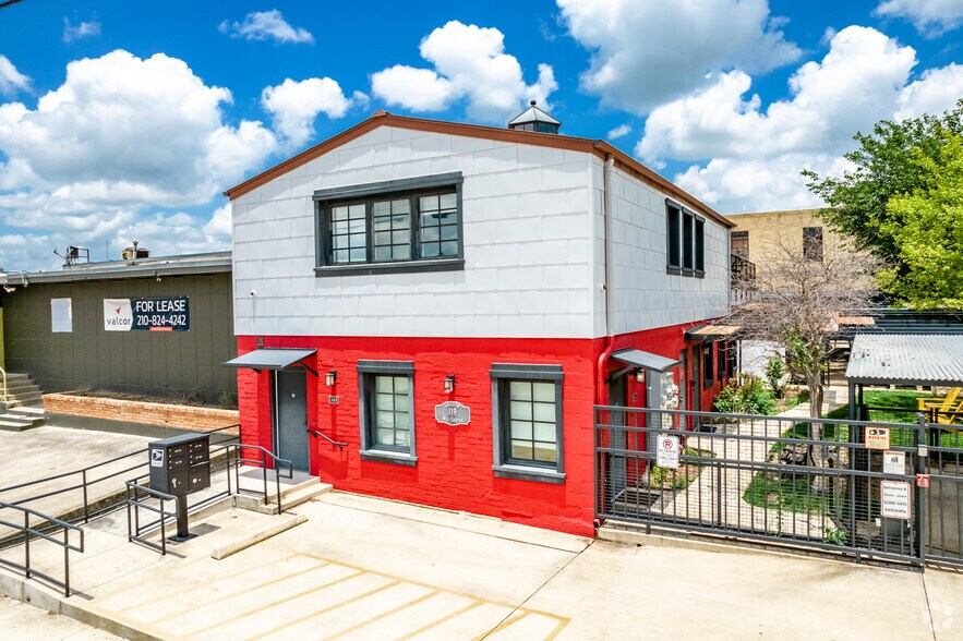 119 W Grayson St, San Antonio, TX à vendre - Photo de l’immeuble – Image 2 sur 37