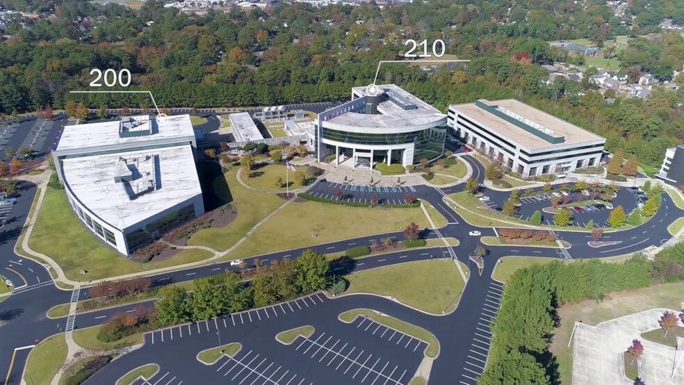 200 Wildwood Pky, Birmingham, AL à louer - Vidéo sur l’annonce professionnelle – Image 2 sur 8