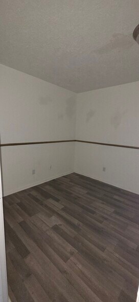 309 E Main St, Humble, TX à louer - Photo intérieure – Image 3 sur 5