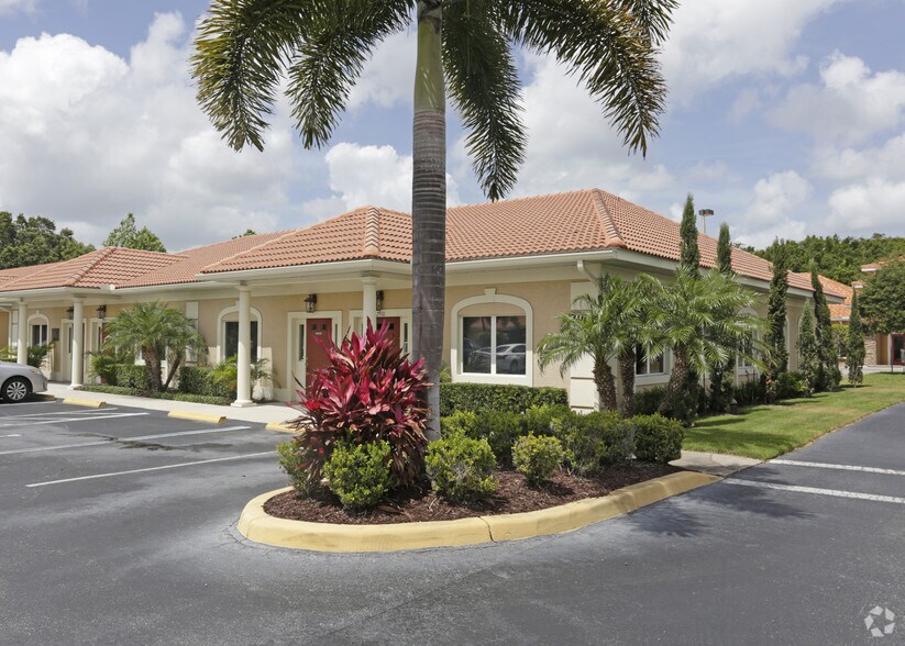 2910-2914 University Pky, Sarasota, FL à vendre - Photo de l’immeuble – Image 3 sur 25