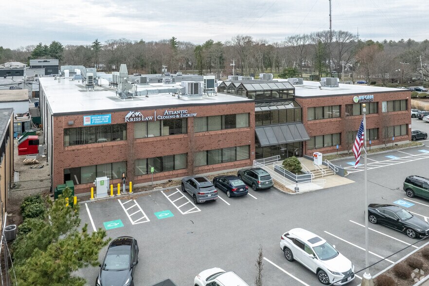 15-19 Crawford St, Needham, MA à louer - Photo de l’immeuble – Image 1 sur 37