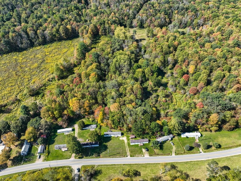 649 Bolivar Dr, Bradford, PA à vendre - Photo principale – Image 1 sur 25