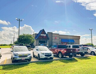 Plus de détails pour 3300 E Main St, Alice, TX - Local commercial à vendre