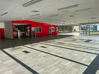 Plus de détails pour Local d'activités à louer