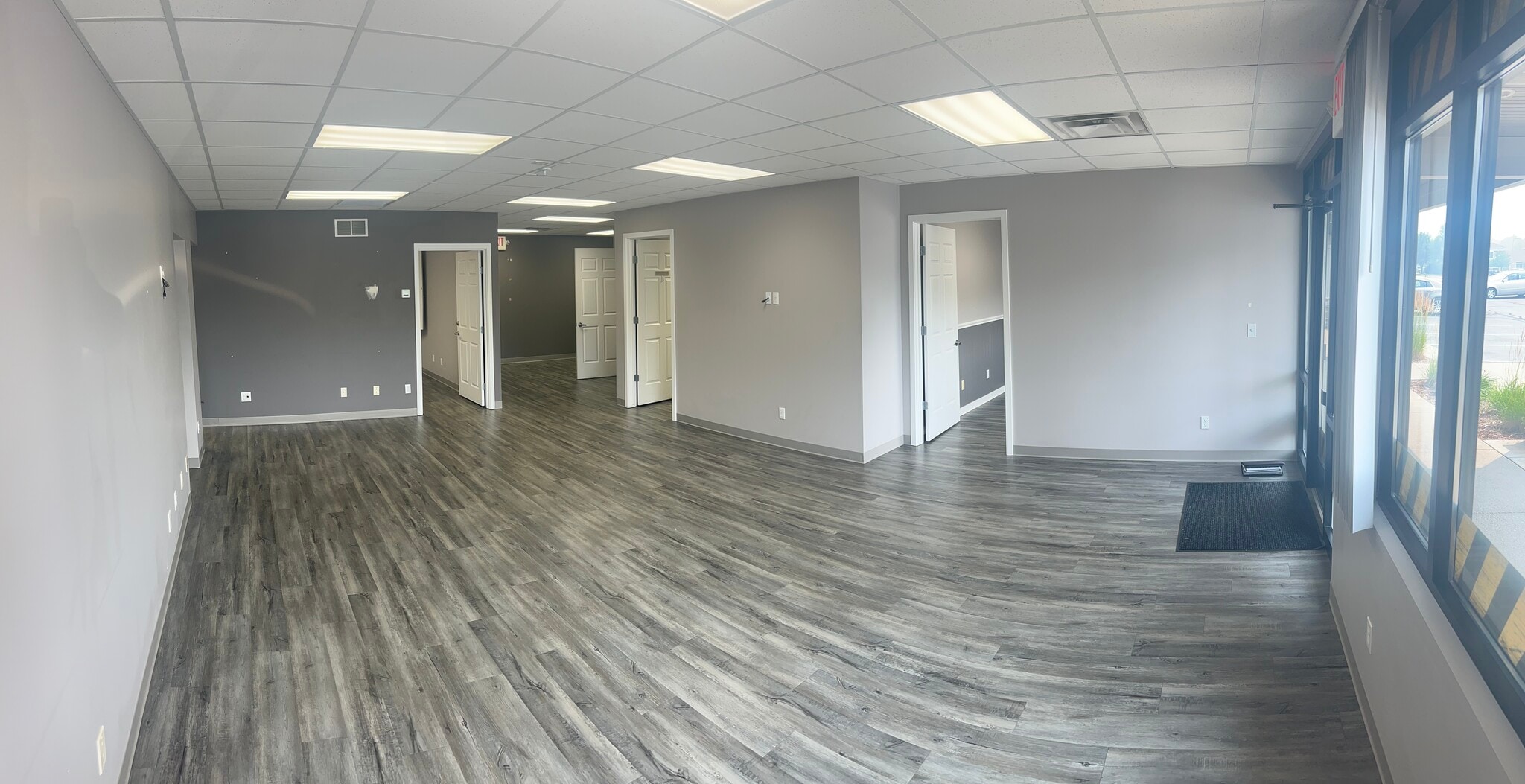 2355 Belmont Center Dr NE, Belmont, MI à louer Photo intérieure– Image 1 sur 6