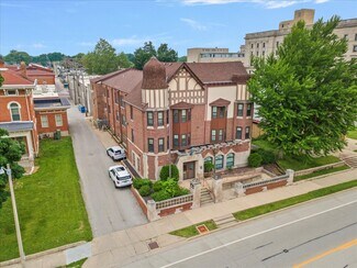 Plus de détails pour 615 S 2nd St, Springfield, IL - Bureau à vendre