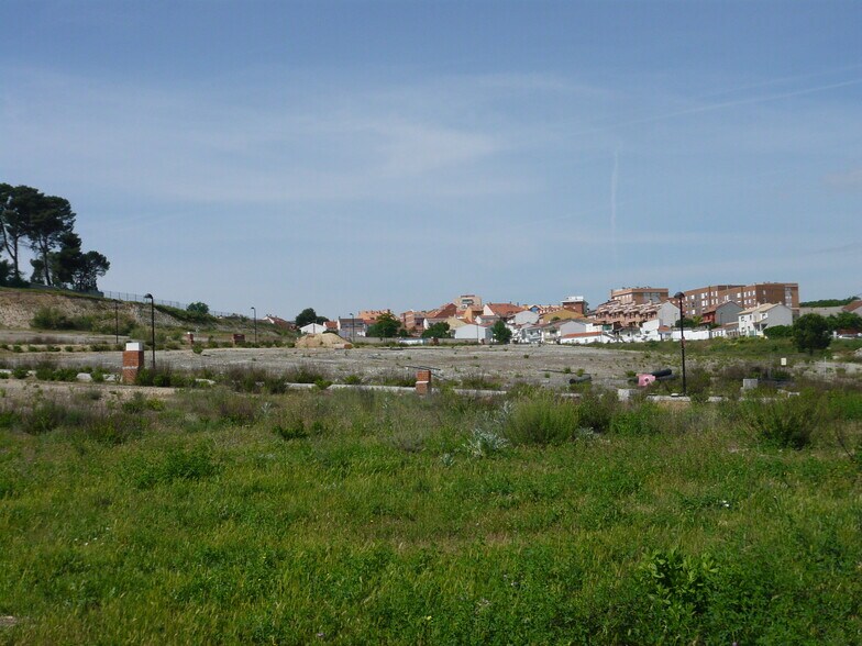 Terrain dans Ciempozuelos, Madrid à vendre - Photo de l’immeuble – Image 2 sur 4