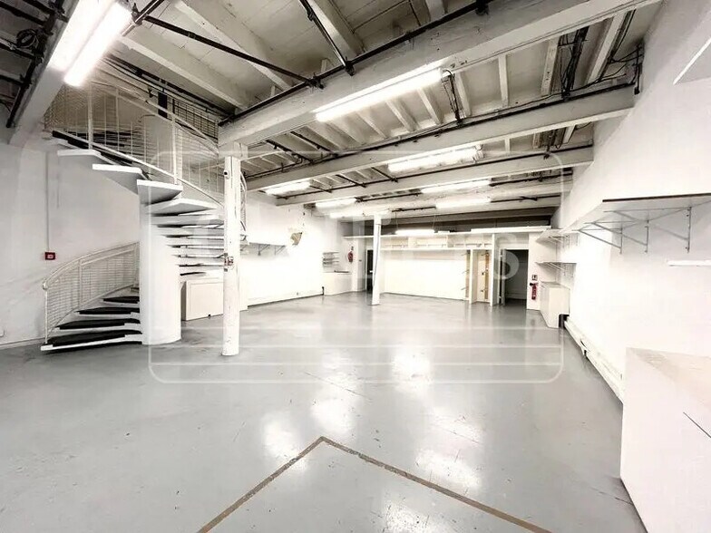 Local d’activités dans Marseille à louer - Photo intérieure – Image 3 sur 4