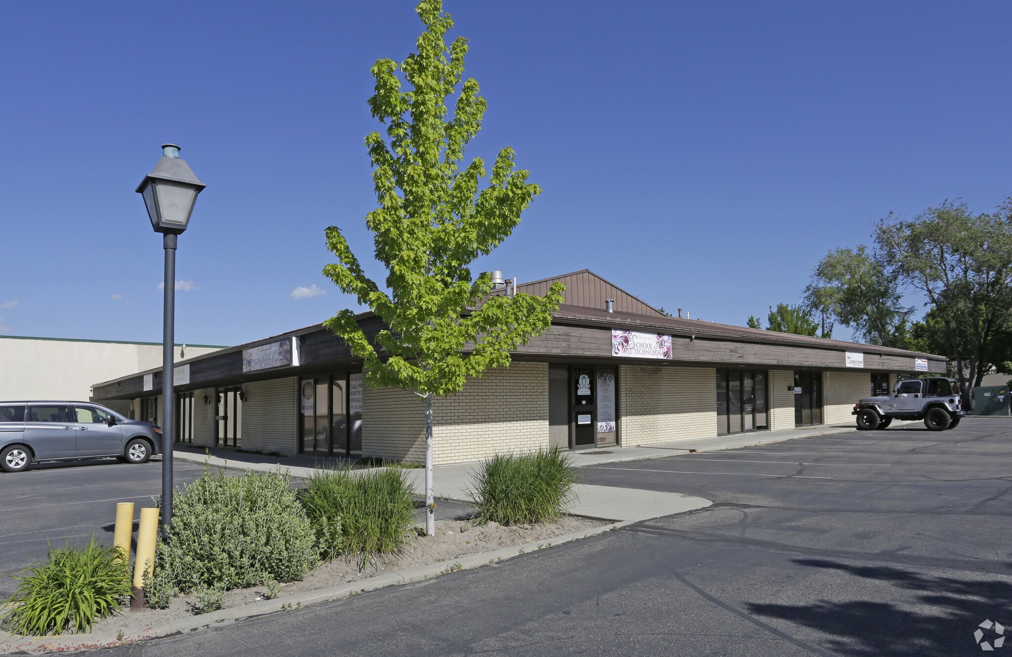 79-99 E Fort Union Blvd, Midvale, UT à louer Photo principale– Image 1 sur 21