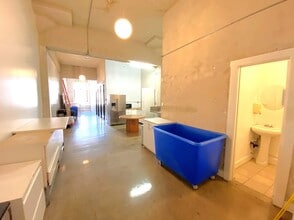 731-733 S Spring St, Los Angeles, CA à louer Photo de l’immeuble– Image 1 sur 22