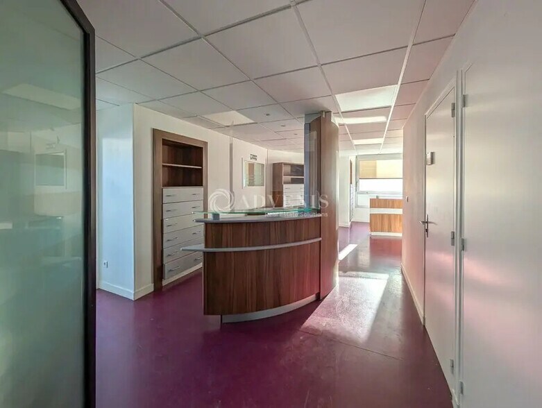 Bureau dans Saint-Malo à vendre - Photo de l’immeuble – Image 3 sur 8