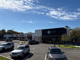 Plus de détails pour 488 Hartford Rd, New Britain, CT - Local commercial à louer
