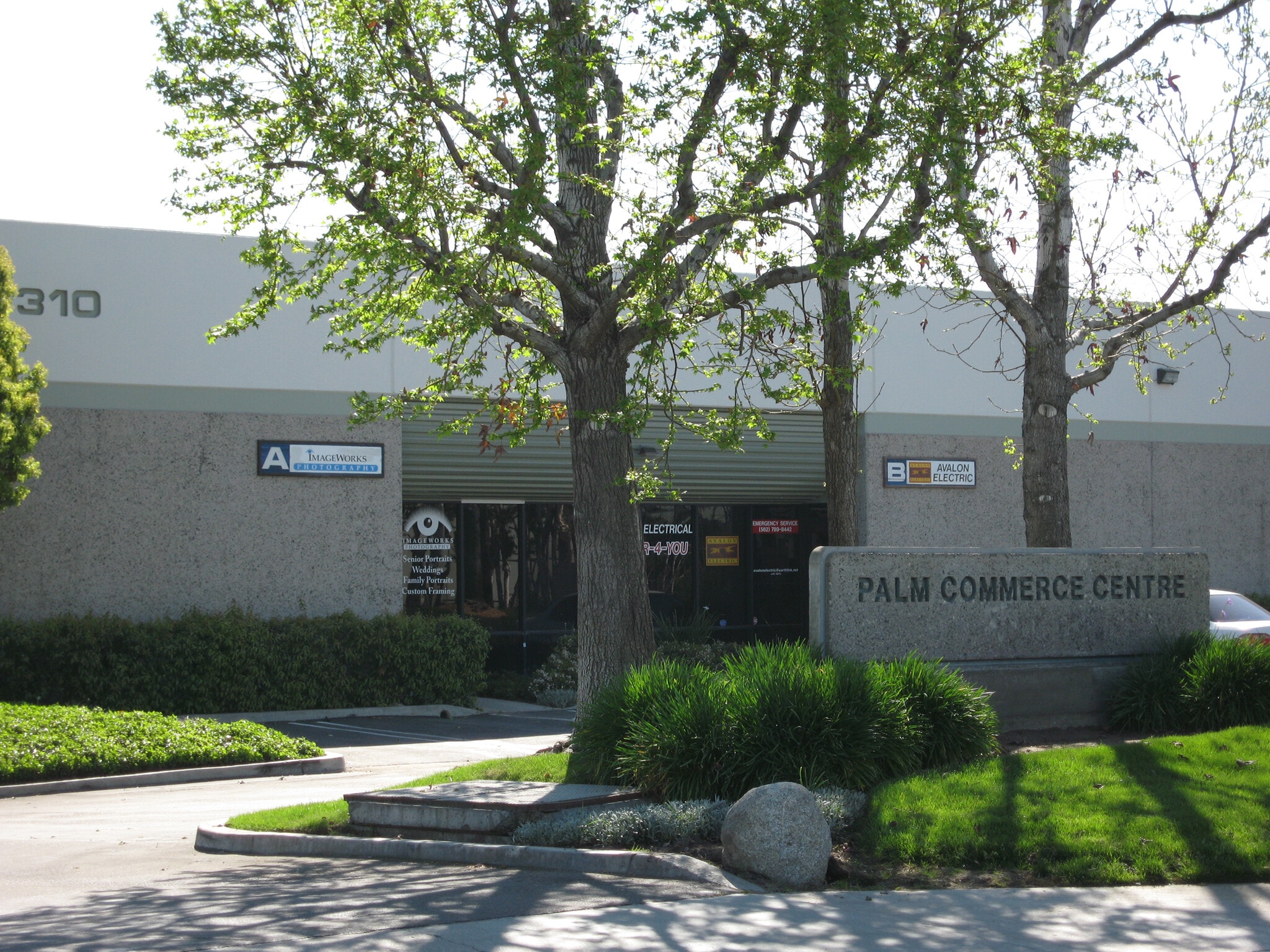 370 N Palm St, Brea, CA à louer Photo de l’immeuble– Image 1 sur 1