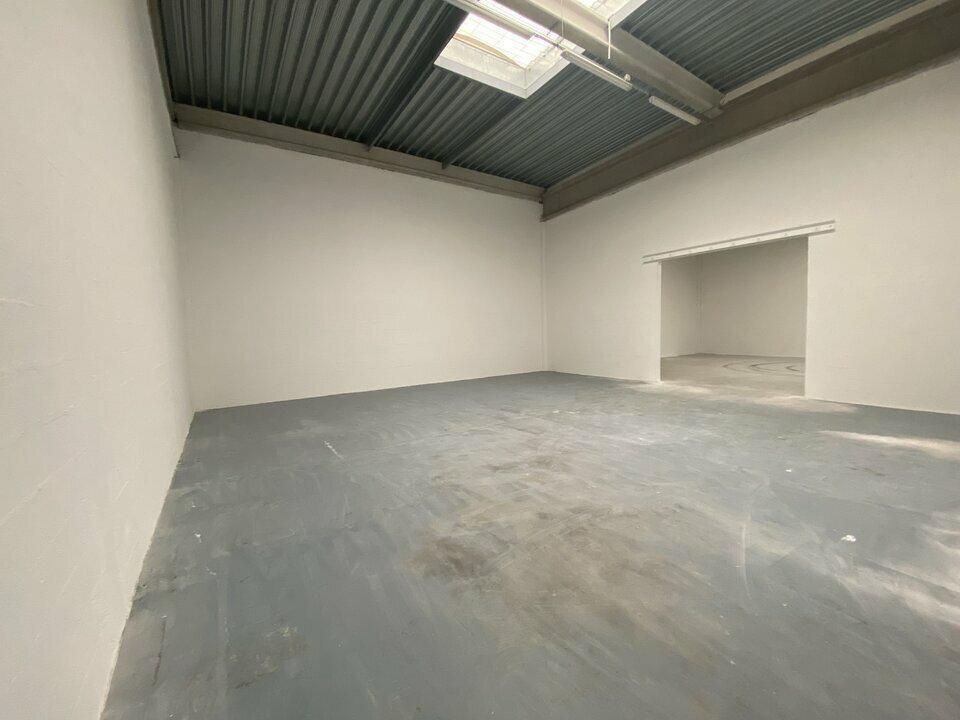 Local d’activités dans Chambly à louer Photo intérieure– Image 1 sur 5