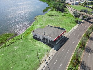 Plus de détails pour 1300 S Lake Shore Way, Lake Alfred, FL - Local commercial à vendre