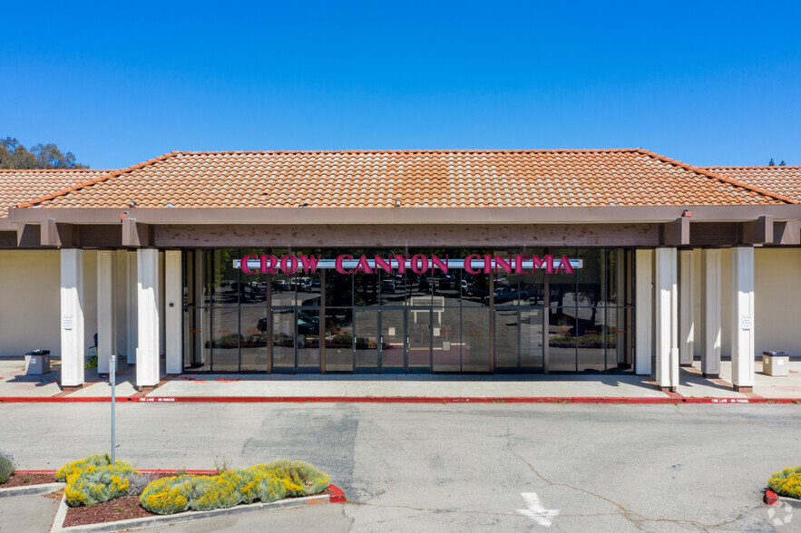 2525 San Ramon Valley Blvd, San Ramon, CA à louer - Photo de l’immeuble – Image 3 sur 6