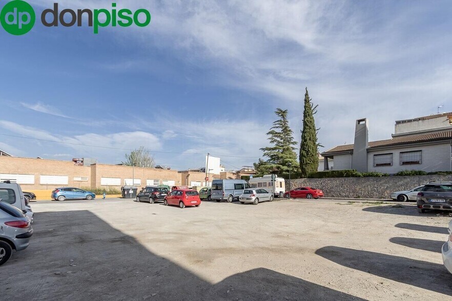 Calle Valencia, 42, Churriana de la Vega, Granada à vendre - Photo principale – Image 1 sur 10