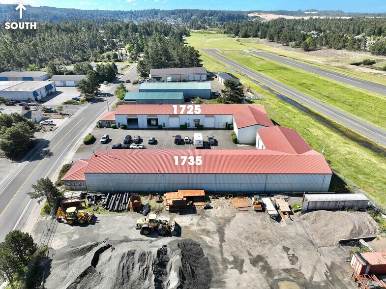 1725 Kingwood St, Florence, OR à louer - Photo principale – Image 1 sur 11