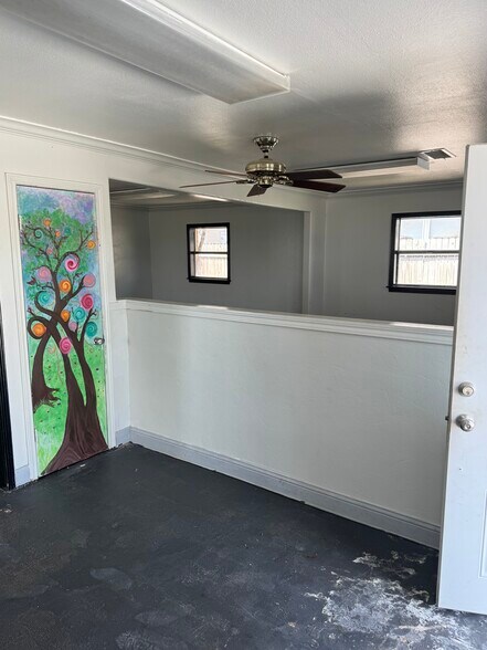 418 Beauty Ln, Whitesboro, TX à louer - Photo de l’immeuble – Image 3 sur 13