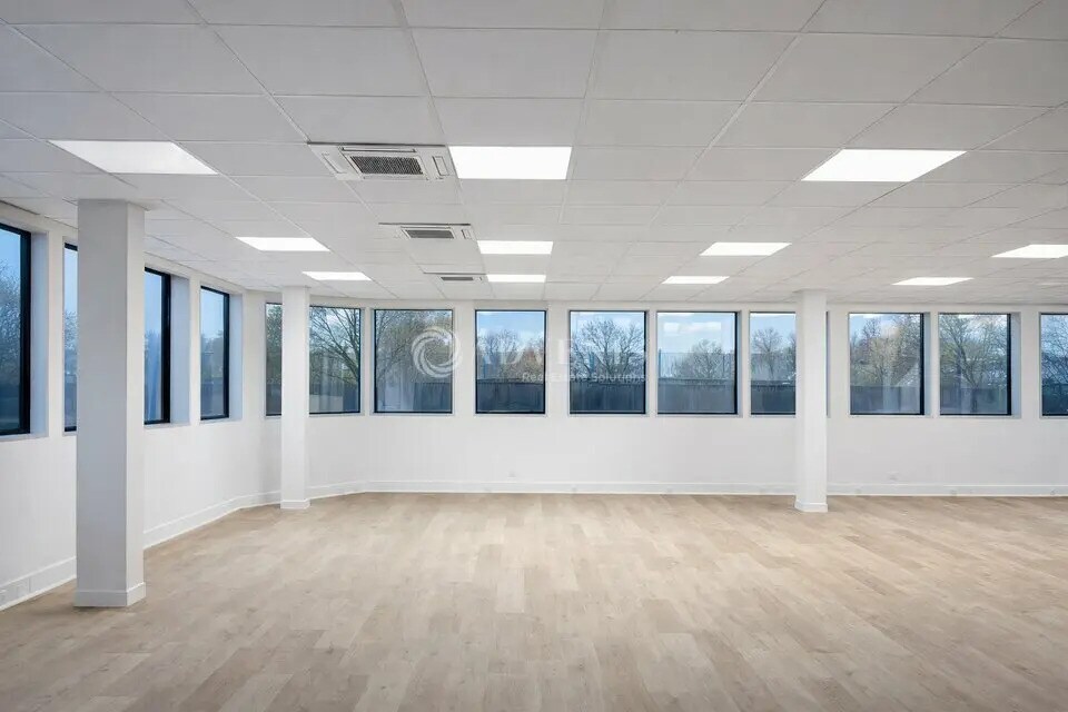 Bureau dans Malakoff à louer Photo de l’immeuble– Image 1 sur 7