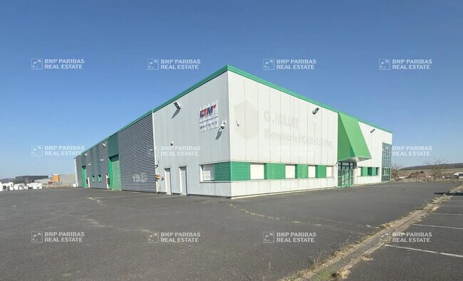 Plus de détails pour Bureau, Local d'activités à louer