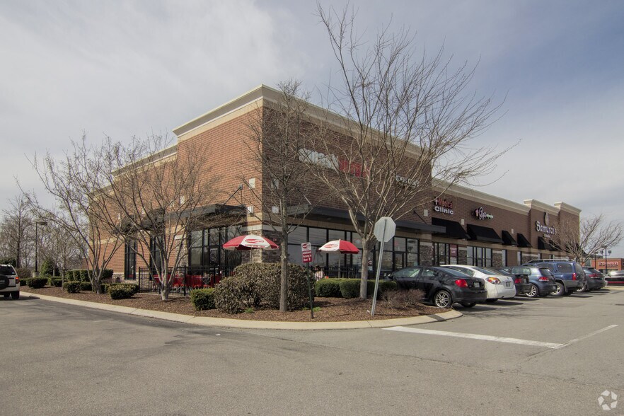 479 N Thompson Ln, Murfreesboro, TN à louer - Photo principale – Image 1 sur 10