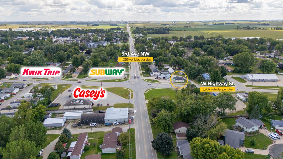 305 W Highway St, Dodge Center, MN à vendre - Photo de l’immeuble – Image 3 sur 14