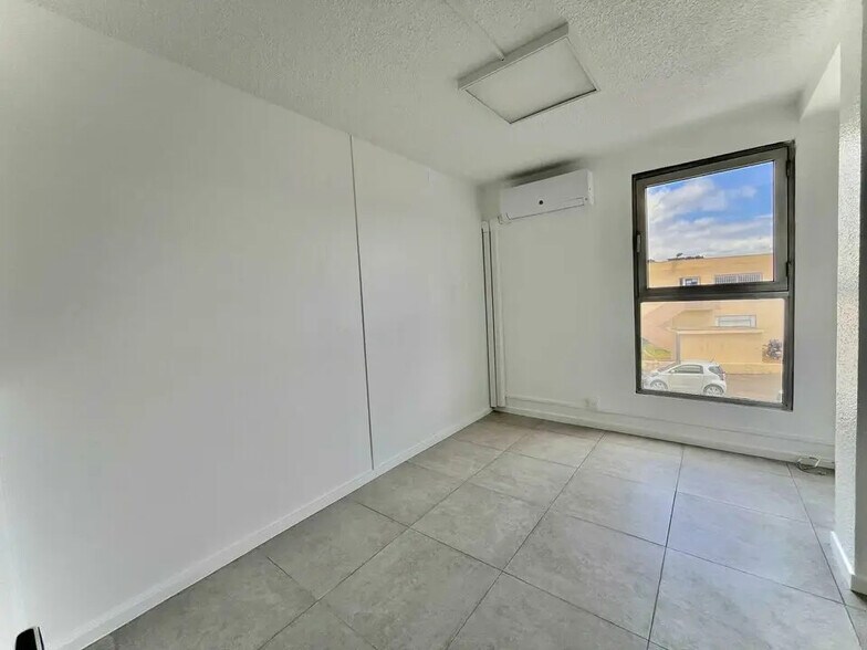 Bureau dans Antibes à louer - Photo intérieure – Image 3 sur 3