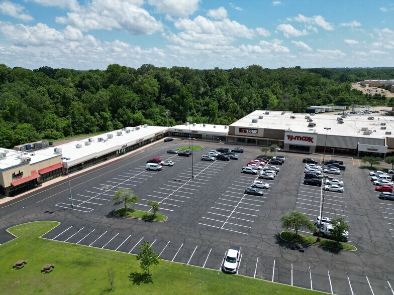 3403 Pemberton Square Blvd, Vicksburg, MS à louer - Photo de l’immeuble – Image 3 sur 13