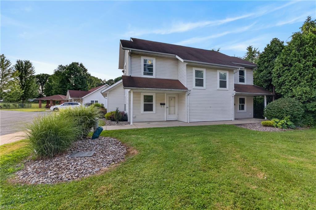 7814 Vestal rd, Youngstown, OH à vendre Photo principale– Image 1 sur 2
