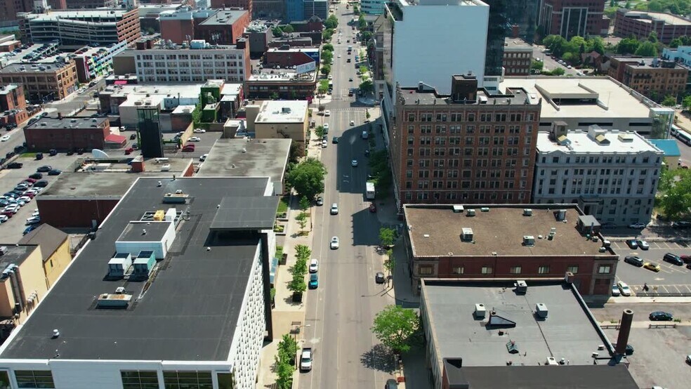 200 Delaware Ave, Buffalo, NY à louer - Vidéo sur l’annonce professionnelle – Image 2 sur 18