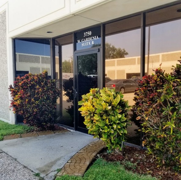 3301 N Ware Rd, McAllen, TX à louer - Photo de l’immeuble – Image 2 sur 5