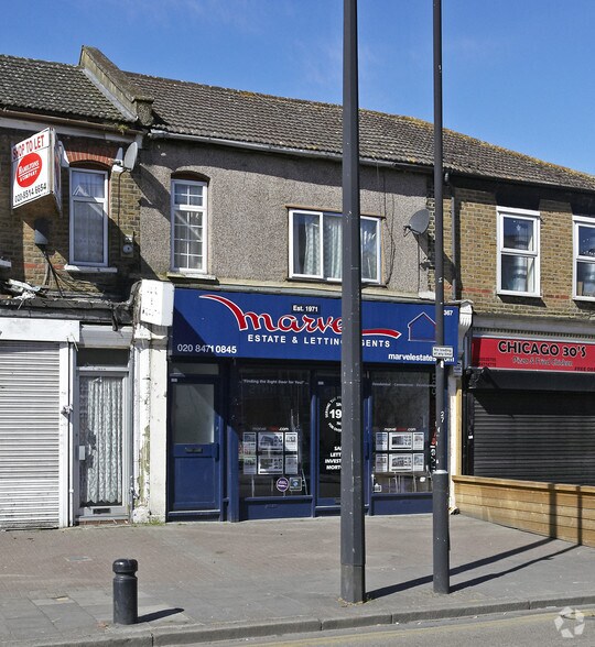 367 Katherine Rd, Londres à louer - Photo de l’immeuble – Image 1 sur 14