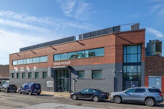 Plus de détails pour 2426 47th St, Astoria, NY - Local commercial à louer