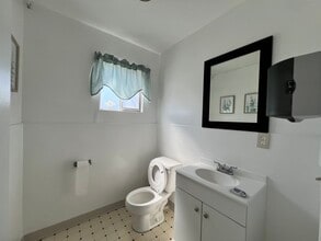 18045 Crenshaw Blvd, Torrance, CA à louer Photo intérieure– Image 2 sur 5