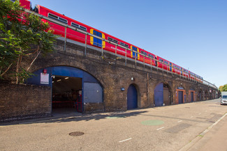 Plus de détails pour Newport St, Londres - Local d'activités à louer