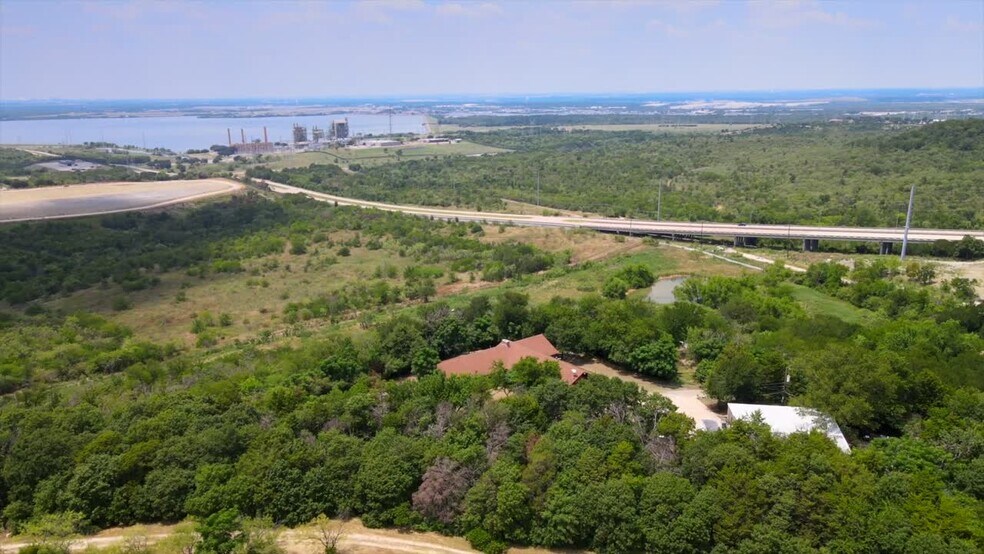 1806 Mountain Creek Pky, Dallas, TX à vendre - Vidéo sur l’annonce professionnelle – Image 2 sur 8
