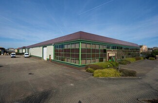 Plus de détails pour 552 Fairlie Rd, Slough - Industriel/Logistique à louer