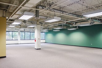 3196 Kraft Ave SE, Grand Rapids, MI à louer Photo intérieure– Image 2 sur 6