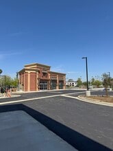 1598 Magnolia Ave, Corona, CA à louer Photo intérieure– Image 2 sur 23