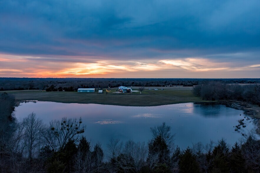 1522 Burney Cemetary Rd, Calera, OK à vendre - Photo de l’immeuble – Image 1 sur 42