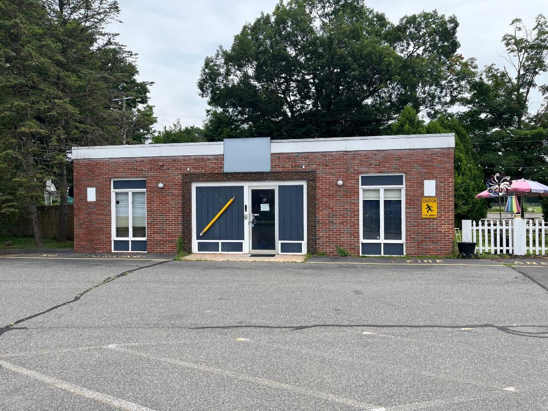 20 Church St, Ellington, CT à louer Photo de l’immeuble– Image 1 sur 2